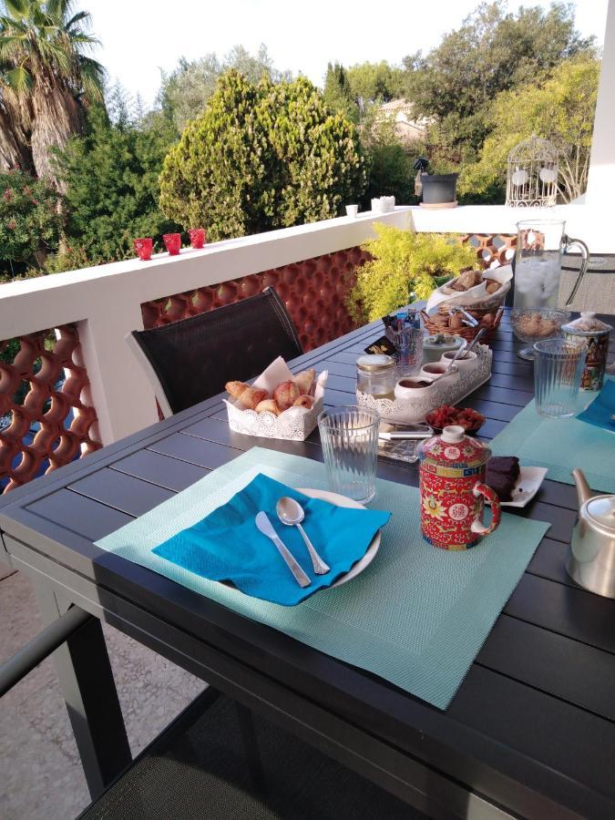 Sous Le Murier * Six-Fours-les-Plages